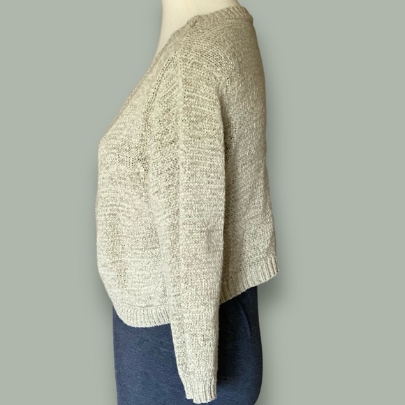 🌟HOST PICK🌟 August Silk Cardigan - Picture 2 of 13